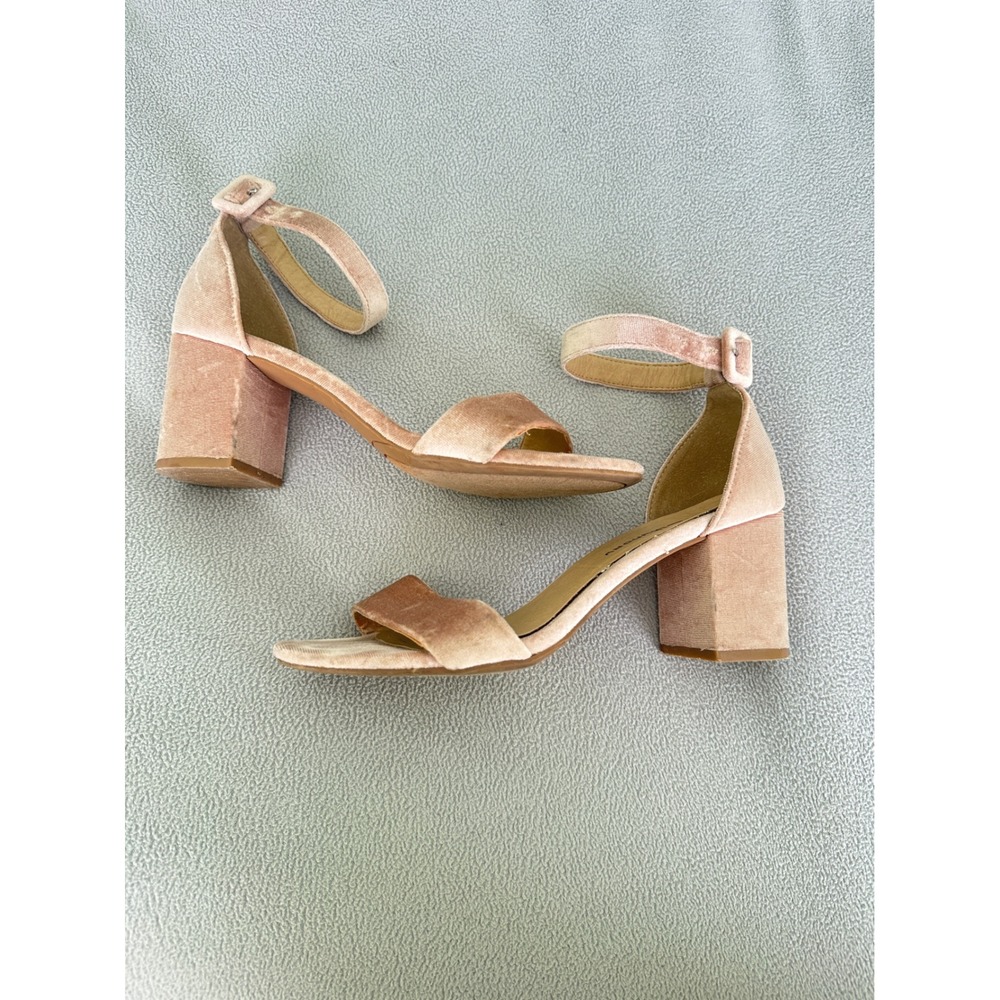CL Laundry Heels Womens 8 Pink Velvet Block Heel Ankle Strap‎ Sandals JVCB-001